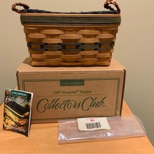 LONGABERGER 1997 COLLECTORS CLUB RENEWAL BASKET W/PROTECT, LINER, & PRODUCT CARD